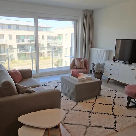 Karthuizer E1 Located Between The Dunes